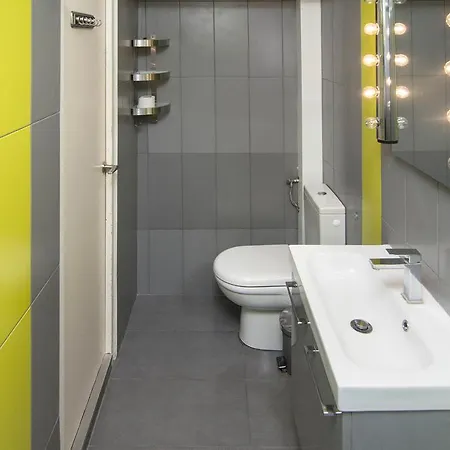 Colored Chatelet Апартаменты *